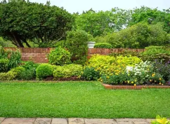 landscaping services Russell Springs